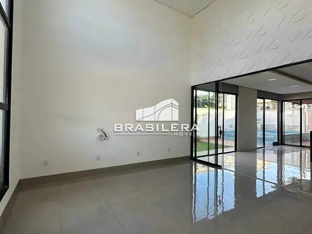Casa com 398m² 3 quartos e 3 banheiros, à venda, no bairro Vila Maria em Aparecida de Goiânia