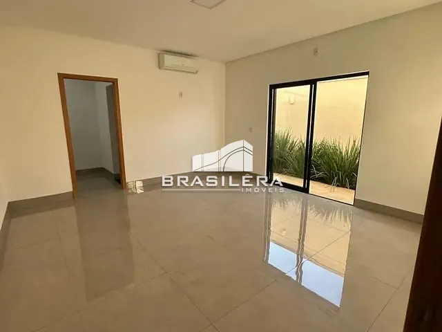 Casa com 398m² 3 quartos e 3 banheiros, à venda, no bairro Vila Maria em Aparecida de Goiânia