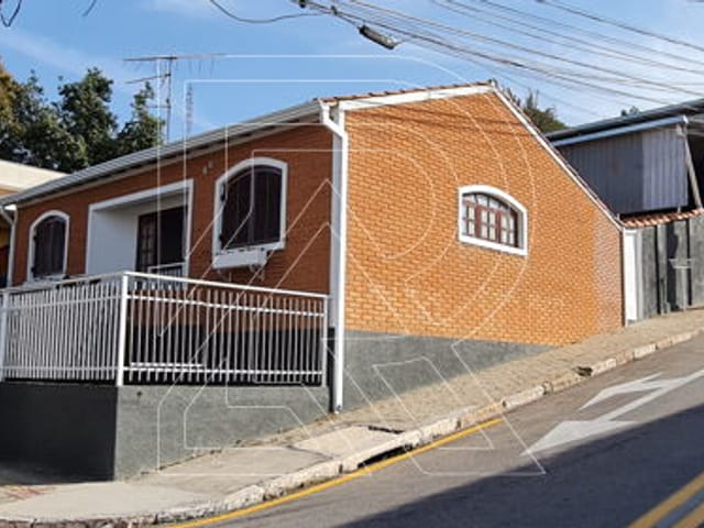 Casa com 300m² 3 quartos e 2 banheiros, à venda, no bairro Vila Nova em Louveira