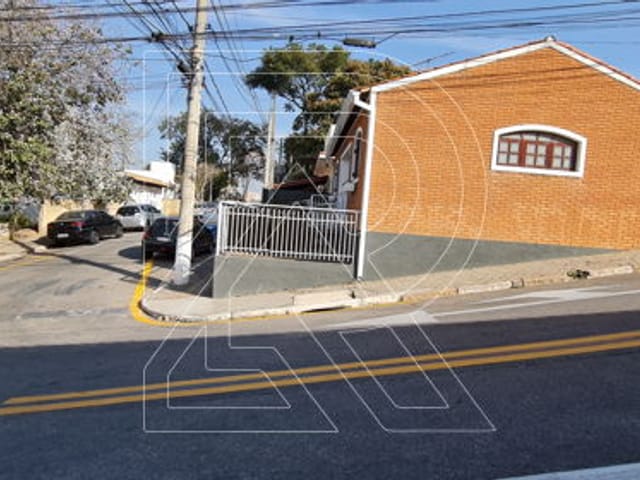 Casa com 300m² 3 quartos e 2 banheiros, à venda, no bairro Vila Nova em Louveira