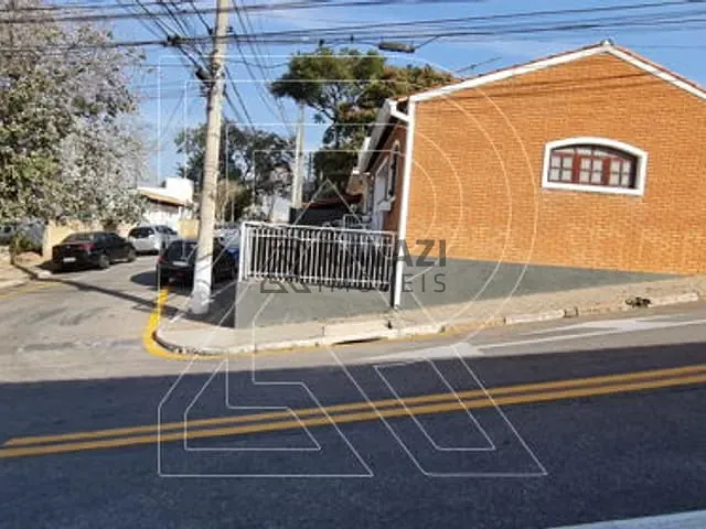 Casa com 300m² 3 quartos e 2 banheiros, à venda, no bairro Vila Nova em Louveira