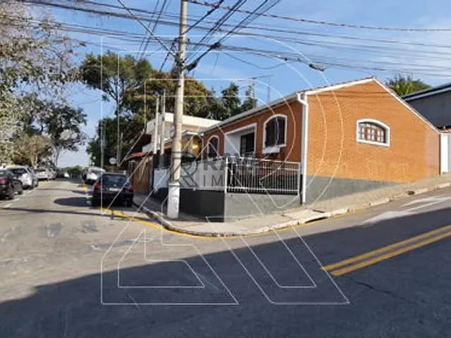 Casa com 300m² 3 quartos e 2 banheiros, à venda, no bairro Vila Nova em Louveira