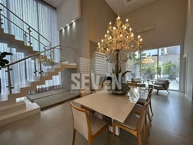 Casa com 611m² 3 quartos e 4 banheiros, à venda, no bairro Chácaras Odete em Bauru
