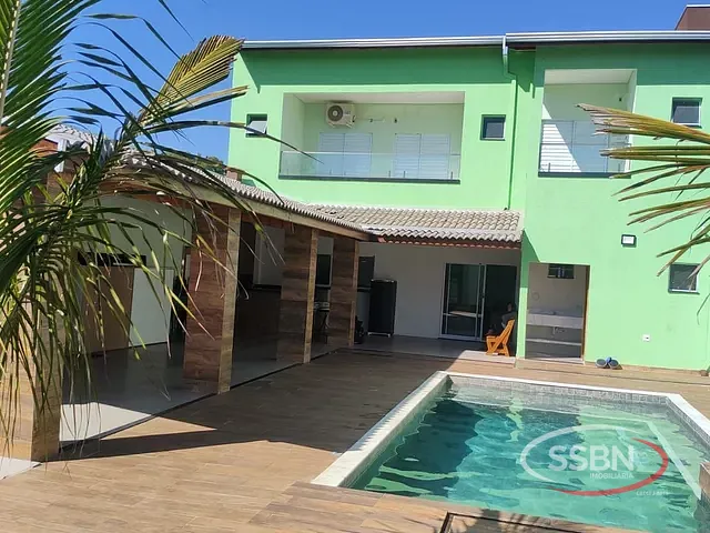 Casa com 300m², à venda, no bairro Jardim Flórida em Nova Odessa