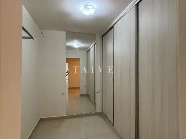 Casa com 140m² 2 quartos e 1 banheiro, à venda, no bairro Sabará III em Londrina