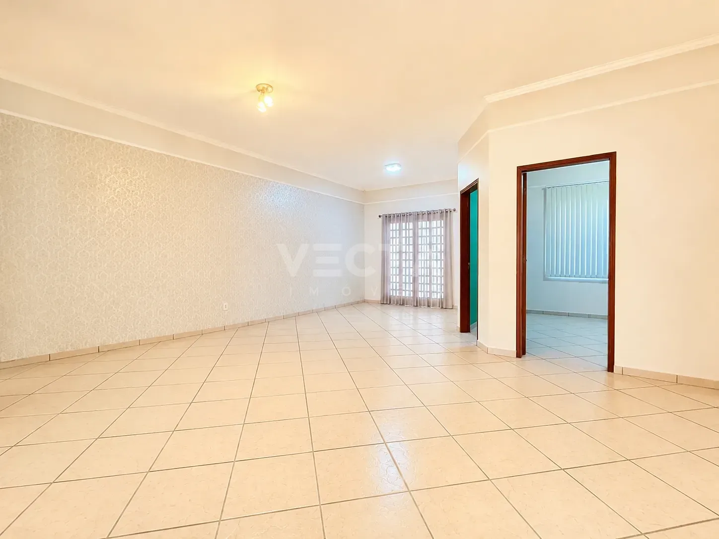 Casa, 3 quartos, 241 m² - Foto 3