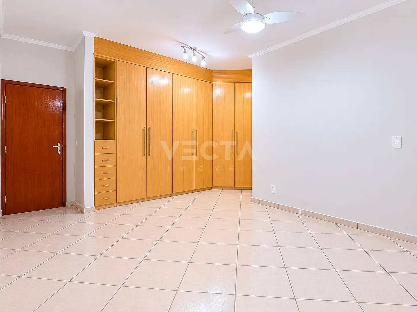 Casa, 3 quartos, 241 m² - Foto 10