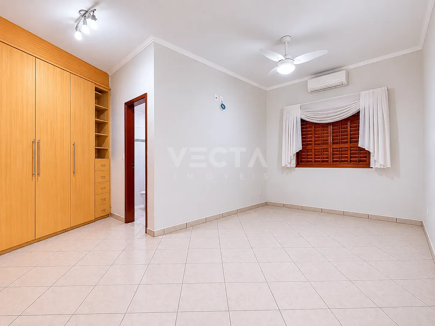 Casa, 3 quartos, 241 m² - Foto 11