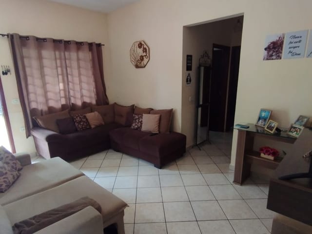 Casa com 153m² 2 quartos e 2 banheiros, à venda, no bairro Vila Ramos em Cambuí
