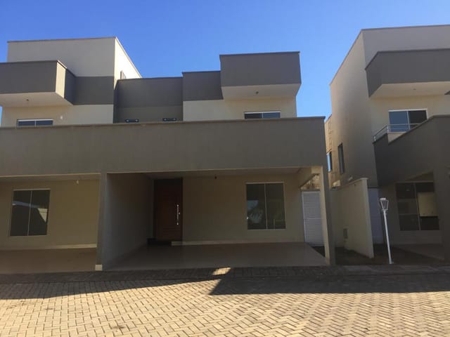 Casa com 210m² 3 quartos e 4 banheiros, à venda, no bairro Setor Goiânia 2 em Goiânia
