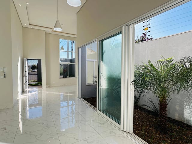 Foto do Casa - Casa Térrea à Venda no Jardim Munique com 3 Quartos, Suíte, Área Gourmet e Acabamento Moderno em Maringá | Benites & Gonzaga Imóveis