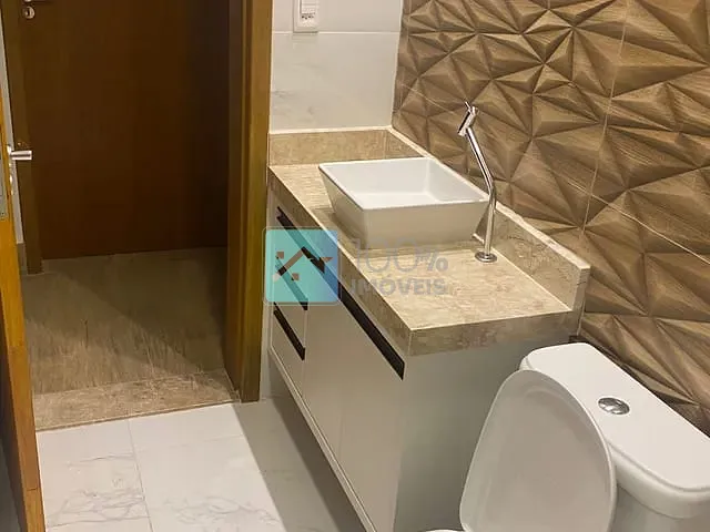 Casa com 300m² 3 quartos e 3 banheiros, à venda, no bairro Condomínio Residencial Fogaça em Não informado