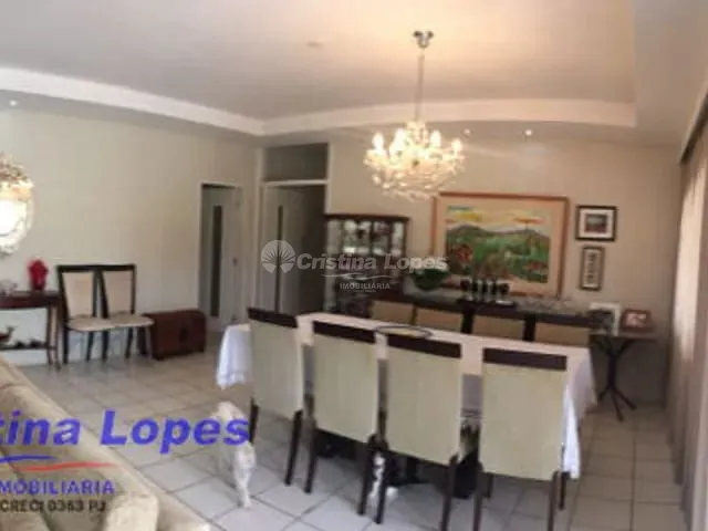 Casa com 900m² 5 quartos e 6 banheiros, à venda, no bairro Ininga em Teresina