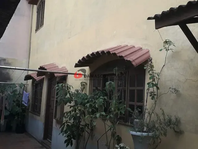 Casa com 300m² 1 quarto e 1 banheiro, à venda, no bairro Parque das Nações em Santo André