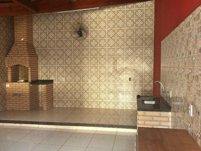 Casa 3 quartos e 2 banheiros, à venda, no bairro Residencial Quinta das Aroeiras em Olímpia