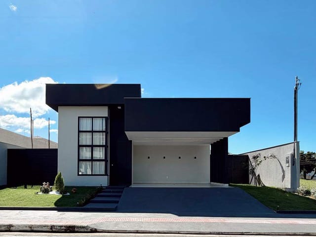 Casa com 450m² 3 quartos e 4 banheiros, à venda, no bairro Manguinhos em Serra