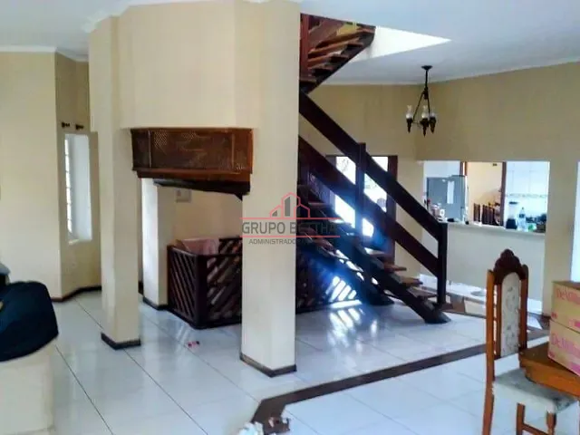 Casa com 675m² 4 quartos e 4 banheiros, à venda, no bairro Nova Higienópolis em Jandira