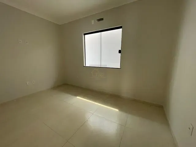 Casa com 96m² 2 quartos e 1 banheiro, à venda, no bairro Jardim Atlântico Central (Itaipuaçu) em Maricá