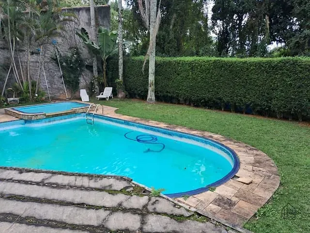 Casa com 373m² 3 quartos e 5 banheiros, à venda, no bairro Jardim Atalaia em Cotia
