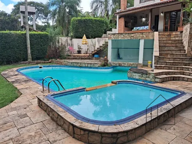 Casa com 373m² 3 quartos e 5 banheiros, à venda, no bairro Jardim Atalaia em Cotia