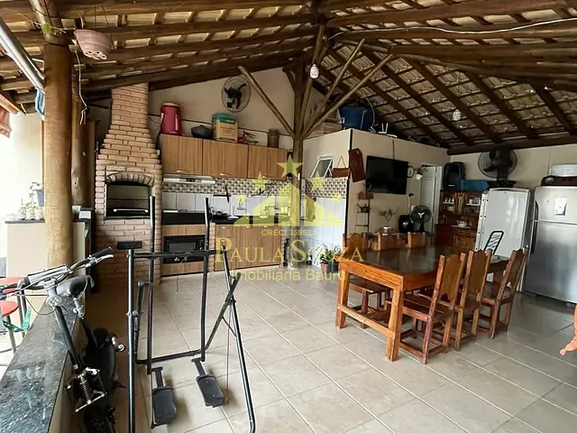Casa com 450m² 2 quartos e 2 banheiros, à venda, no bairro Vila Nova Santa Luzia em Bauru