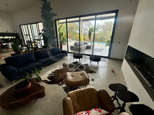 Casa com 5283m² 5 quartos e 6 banheiros, à venda, no bairro Condomínio Fazenda Duas Marias em Holambra