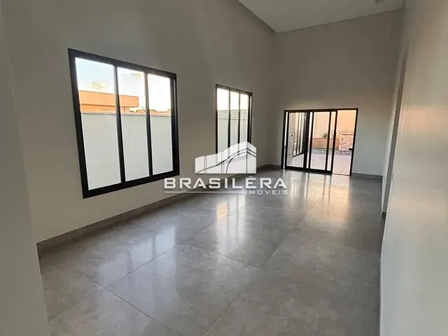 Casa com 360m² 3 quartos e 5 banheiros, à venda, no bairro Residencial Condomínio Jardim Veneza em Senador Canedo