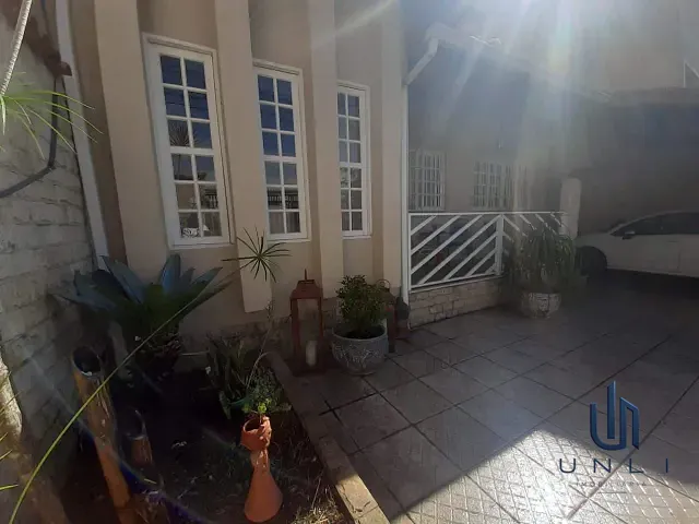 Casa 4 quartos e 2 banheiros, à venda ou para alugar, no bairro Jardim Belvedere em Volta Redonda