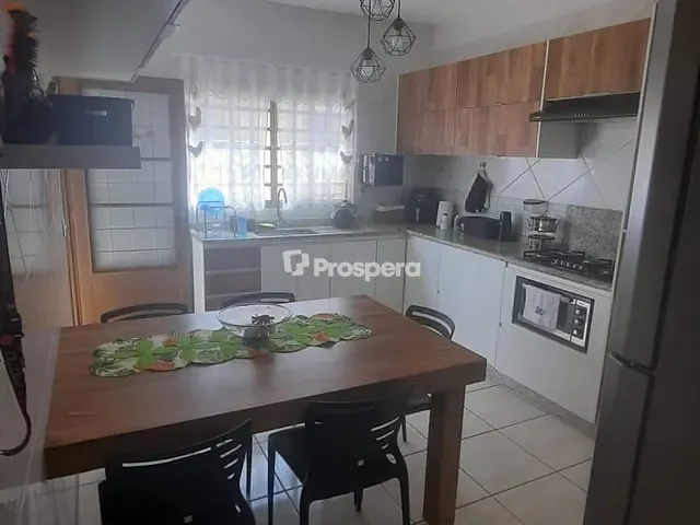 Casa com 190m² 4 quartos e 3 banheiros, à venda, no bairro Jardim Nova Era em Aparecida de Goiânia