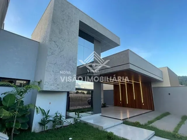 Casa com 308m², à venda, no bairro Aquarela das Artes em Sinop