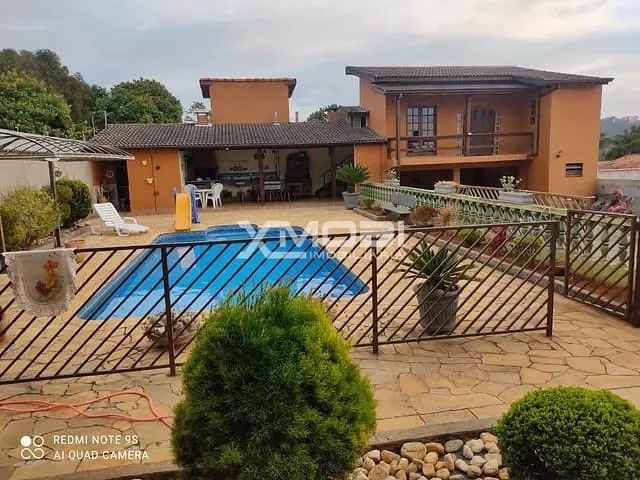 Casa com 1000m² 3 quartos e 4 banheiros, à venda, no bairro Bom Retiro em Jarinu