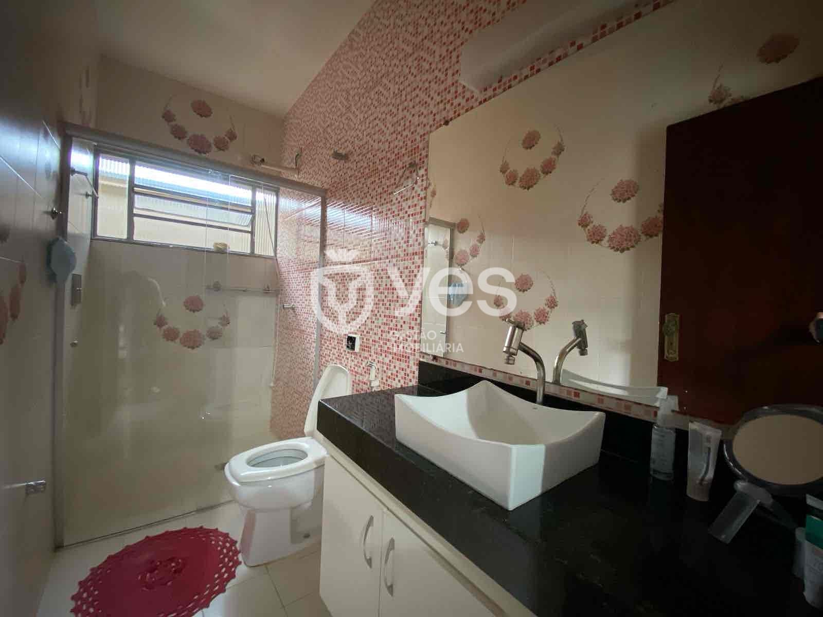 Casa, 4 quartos, 250 m² - Foto 10