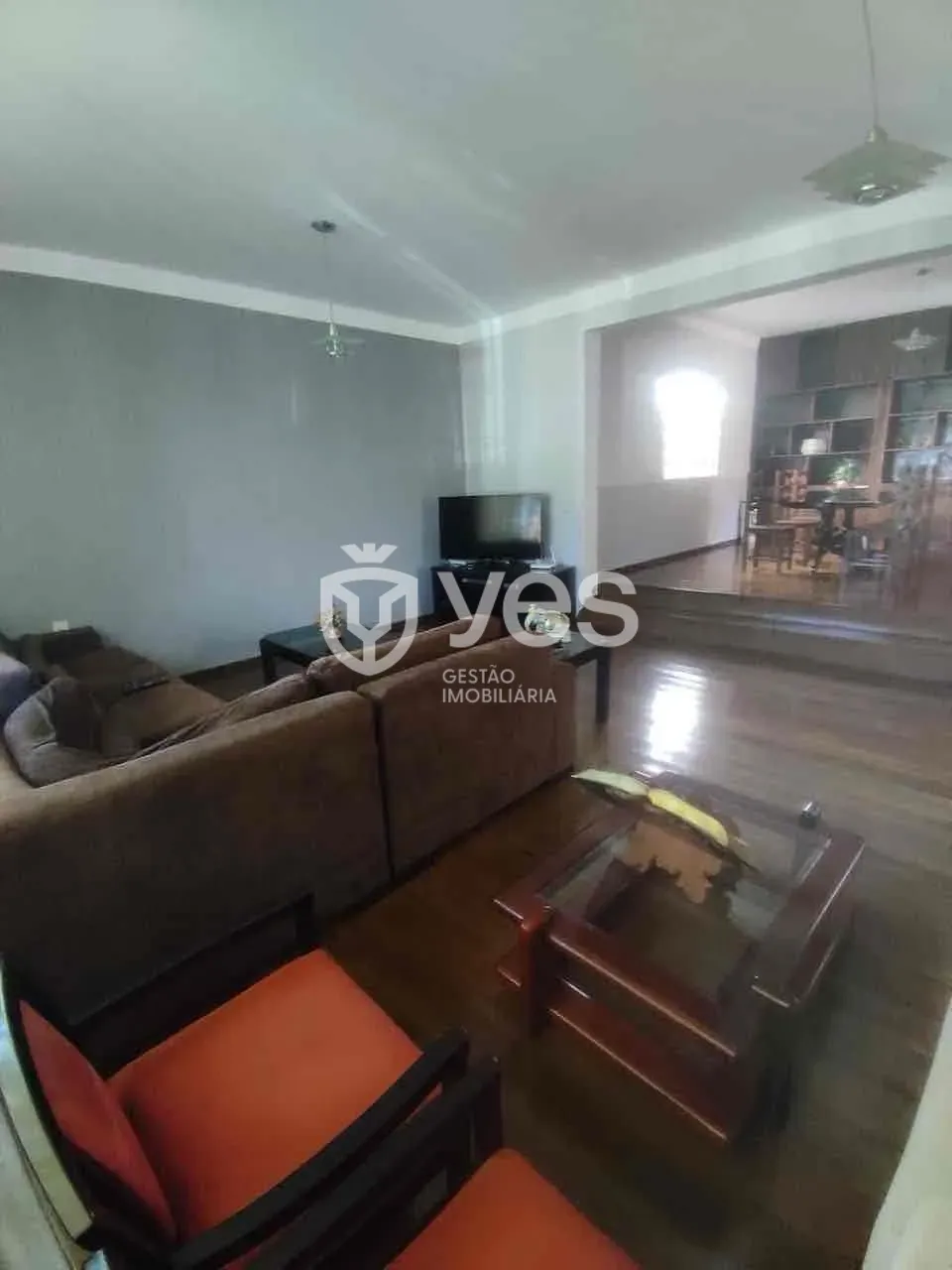 Casa, 4 quartos, 250 m² - Foto 2
