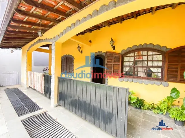 Casa com 388m² 4 quartos e 3 banheiros, à venda, no bairro Loteamento Cristo Redentor em Barra Mansa