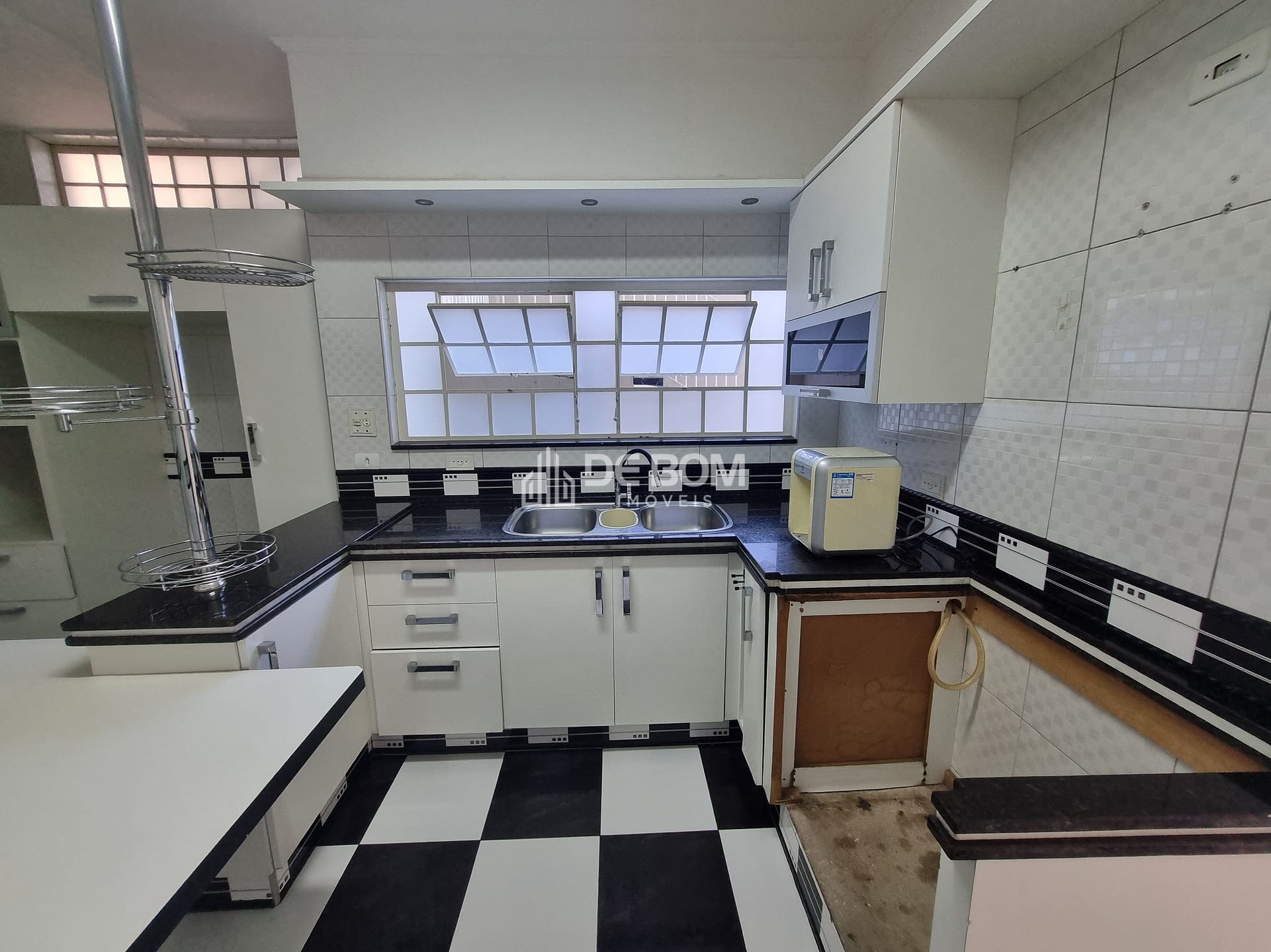 Casa, 4 quartos, 252 m² - Foto 3