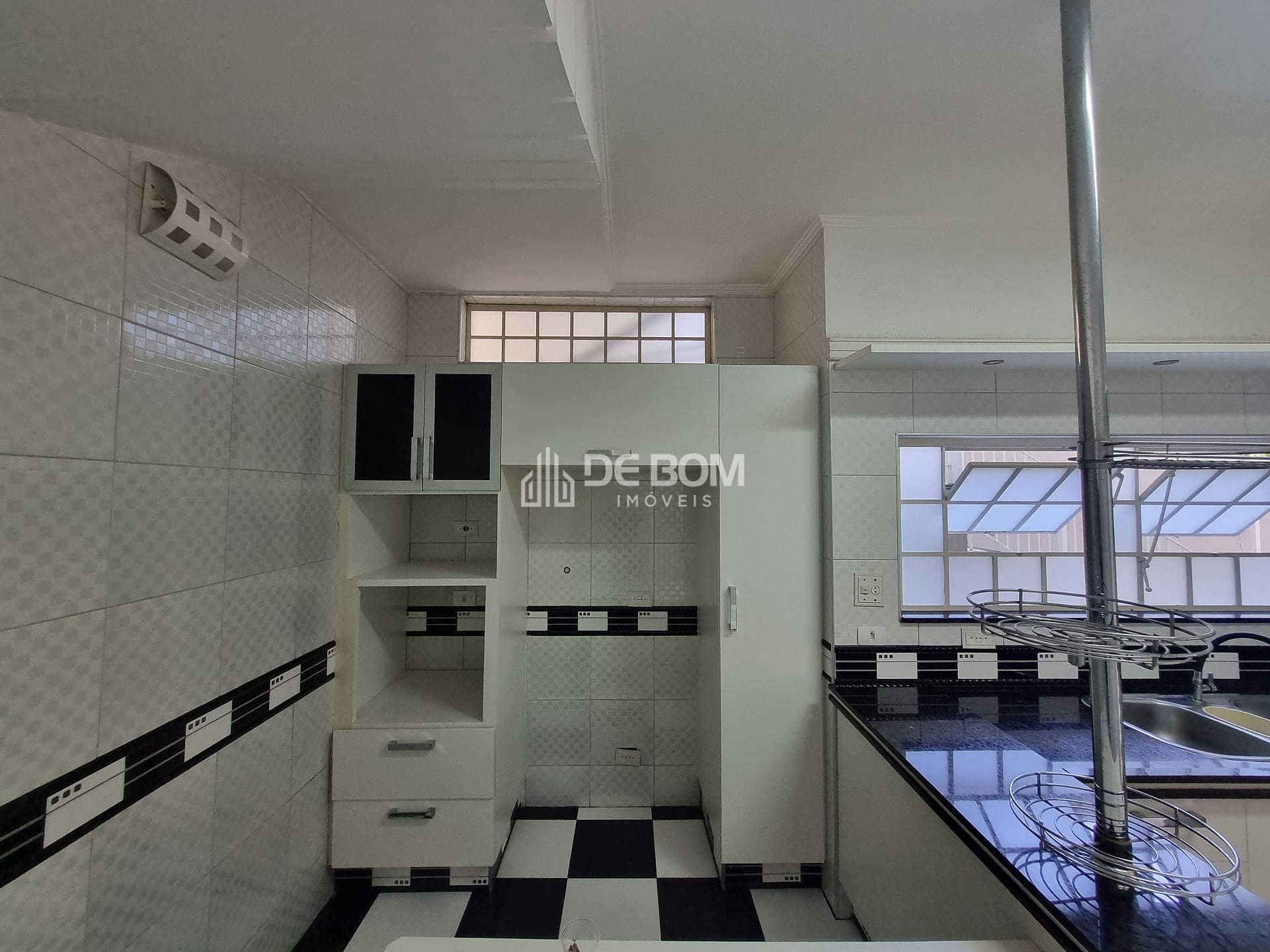 Casa, 4 quartos, 252 m² - Foto 4