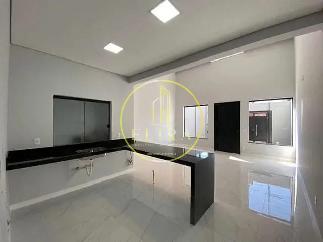Casa com 160m² 3 quartos e 2 banheiros, à venda, no bairro Residencial Horto Florestal Jacyra I em Americana