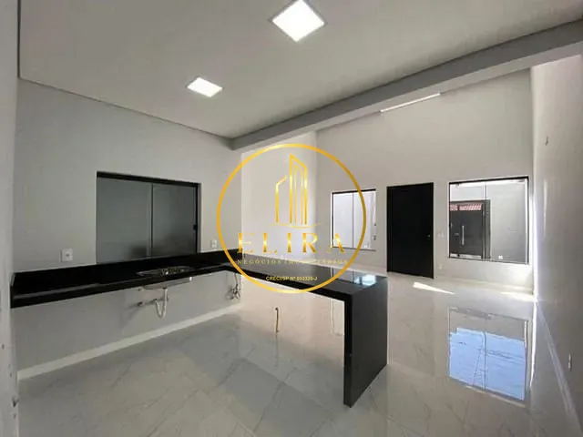 Casa com 160m² 3 quartos e 2 banheiros, à venda, no bairro Residencial Horto Florestal Jacyra I em Americana