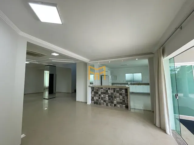 Casa 5 quartos e 8 banheiros, para alugar, no bairro Parque Verde em Belém