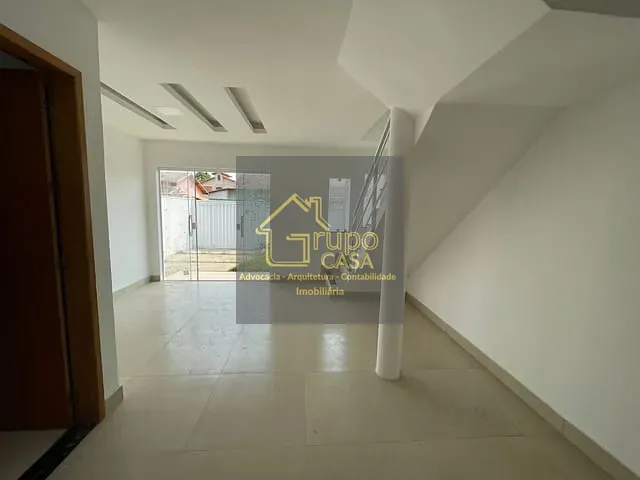 Casa com 120m² 2 quartos e 3 banheiros, à venda, no bairro Jardim Atlântico Central (Itaipuaçu) em Maricá