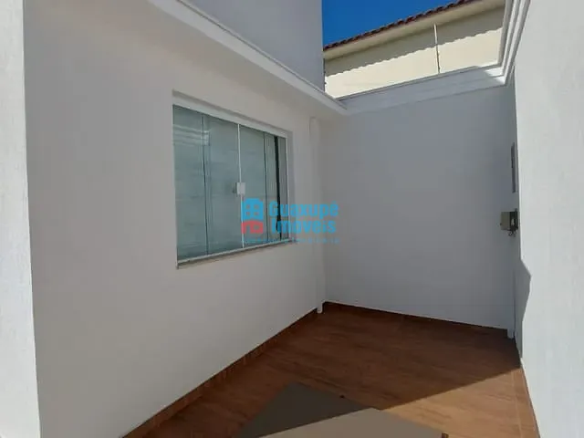 Casa com 340m² 3 quartos e 4 banheiros, à venda, no bairro VILA RICA em GUAXUPÉ