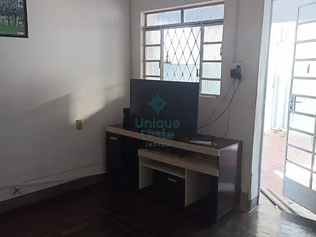 Casa com 320m² 2 quartos e 2 banheiros, à venda, no bairro Paraíso em Belo Horizonte