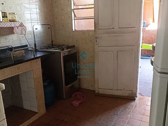 Casa com 320m² 2 quartos e 2 banheiros, à venda, no bairro Paraíso em Belo Horizonte