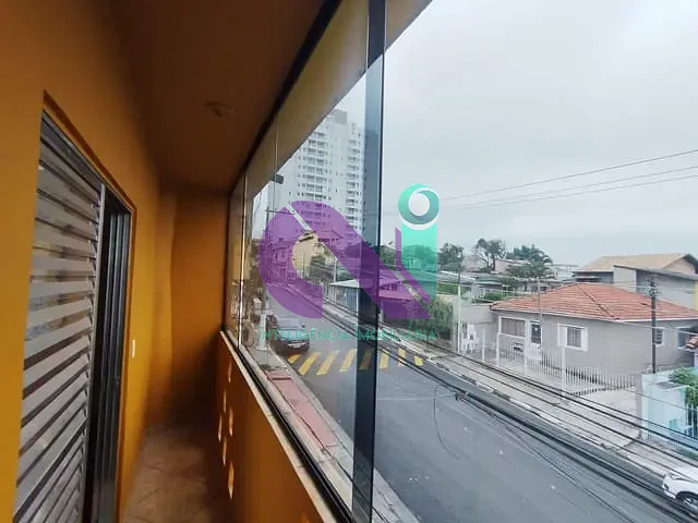 Casa 2 quartos e 2 banheiros, para alugar, no bairro Quitaúna em Osasco