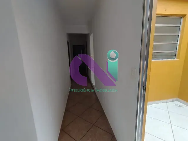 Casa 2 quartos e 2 banheiros, para alugar, no bairro Quitaúna em Osasco