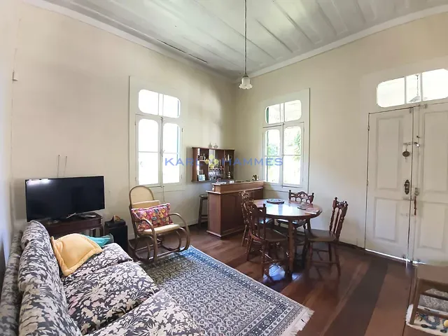 Casa 3 quartos e 2 banheiros, à venda, no bairro Centro em Petrópolis