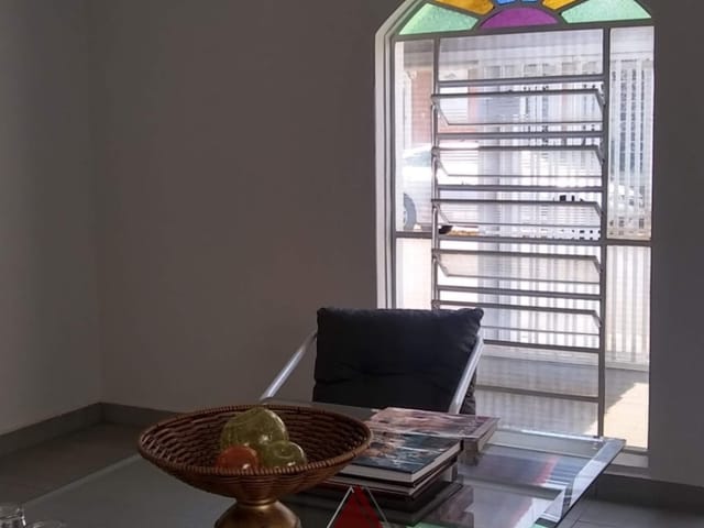 Casa para alugar, no bairro Centro em Franca