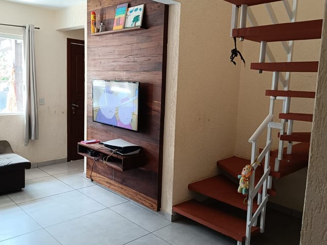 Casa com 137m² 2 quartos e 2 banheiros, à venda, no bairro Ingleses do Rio Vermelho em Florianópolis