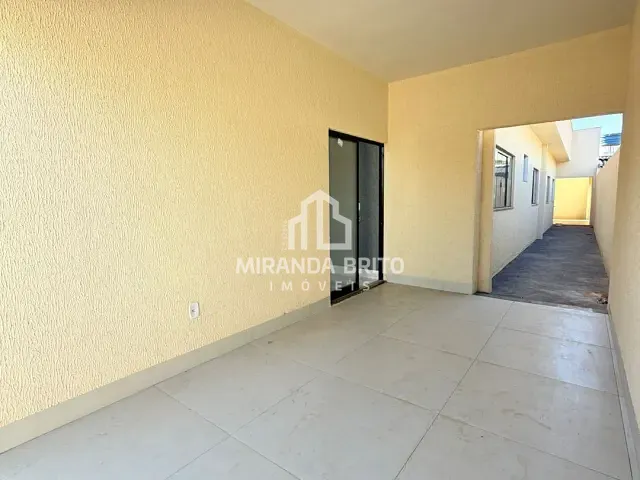 Casa 3 quartos e 2 banheiros, à venda, no bairro Jardim Riviera em Aparecida de Goiânia