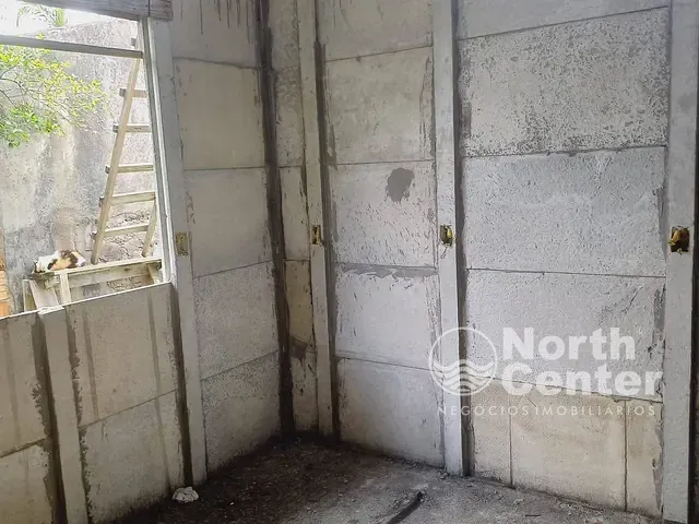 Casa com 360m² 2 quartos e 1 banheiro, à venda, no bairro Salinas em Balneário Barra do Sul